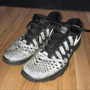 Nike HI VIZ fingertraps free trainer